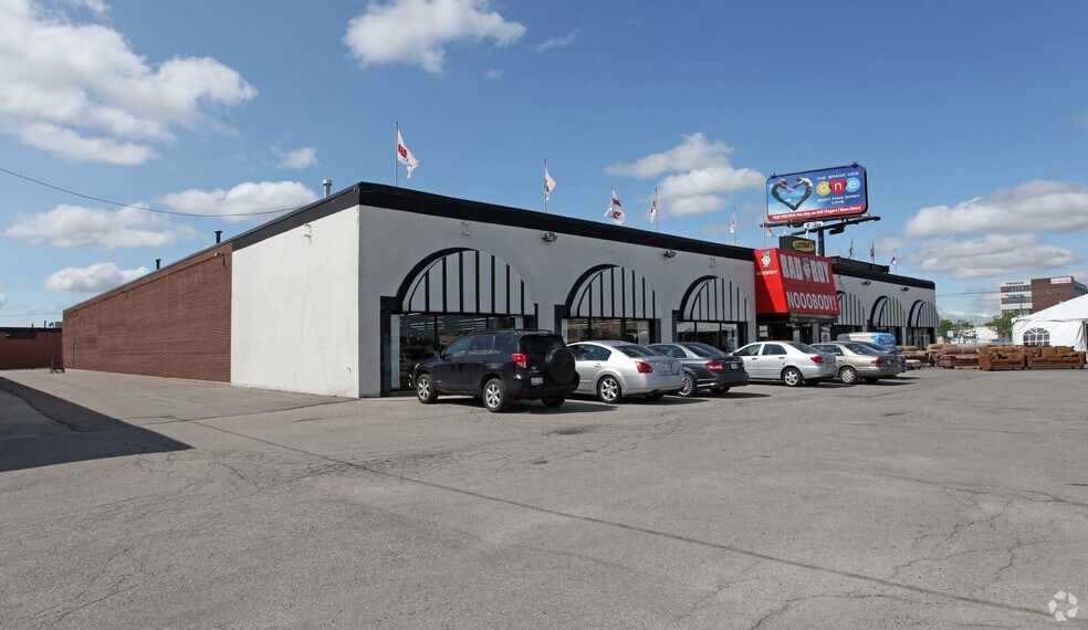 Primary Photo Of 1255 Finch Ave, Toronto Freestanding For Lease
