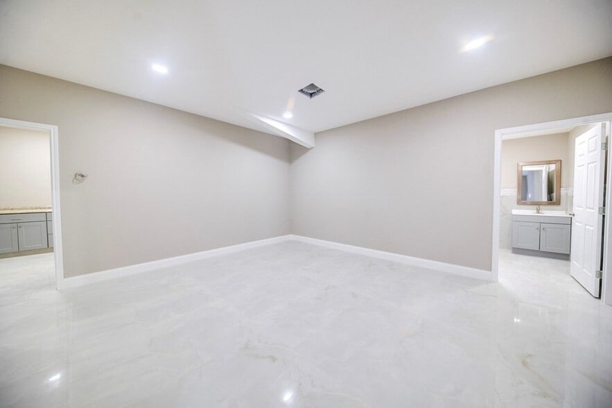 More Photos Of 14480 W I-20, Odessa Industrial For Sale