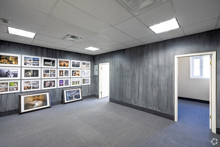 More Photos Of 315 Walt Whitman Rd, Huntington Station Office For Lease