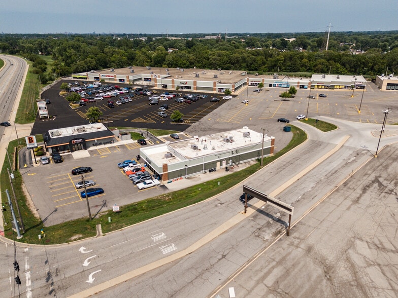 More Photos Of 8301-8349 Indianapolis Blvd, Highland Unknown For Lease