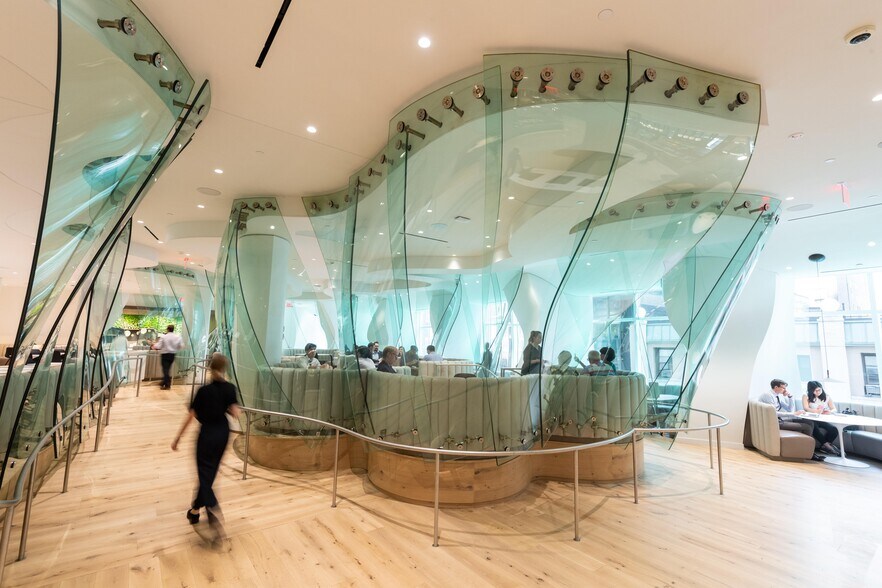 More Photos Of 151 W 42nd St, New York Office For Lease