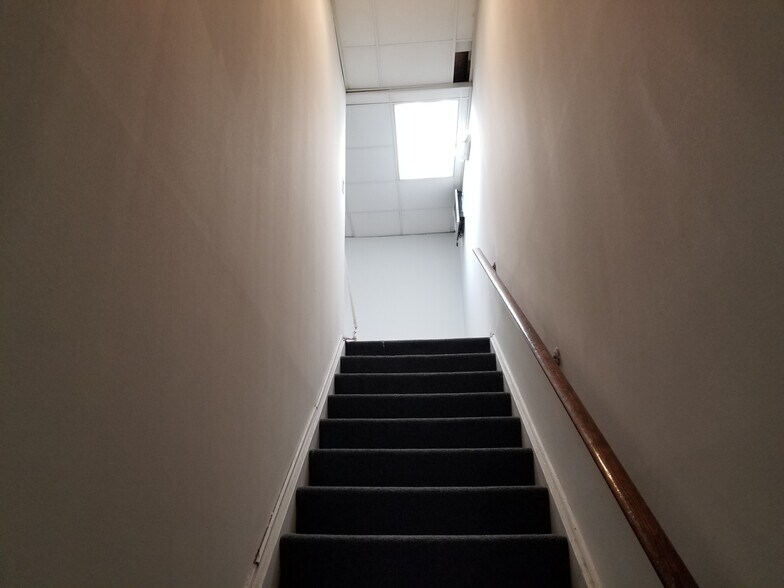 More Photos Of 4700 Stamp Rd, Marlow Heights General Retail For Lease