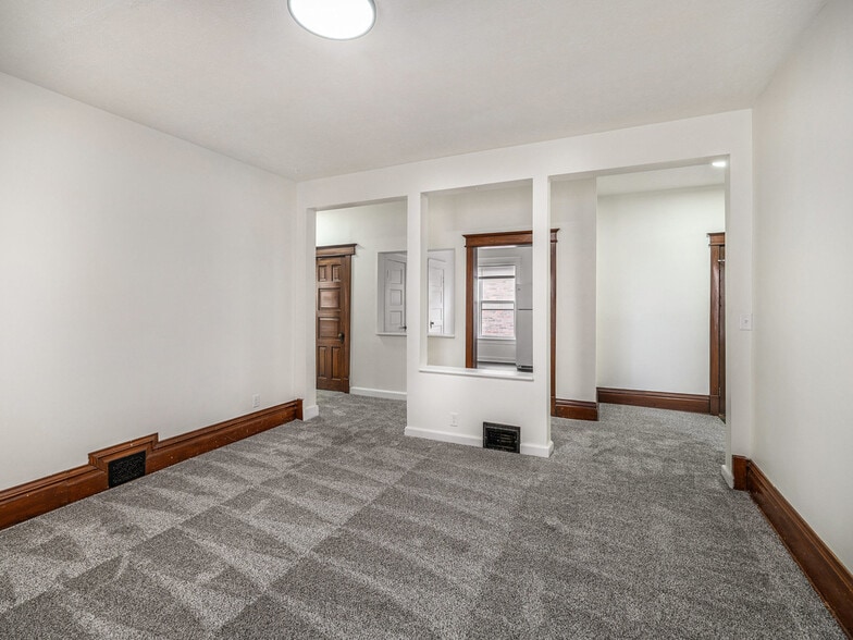 More Photos Of 1618 S 32nd Ave, Omaha Apartments For Sale