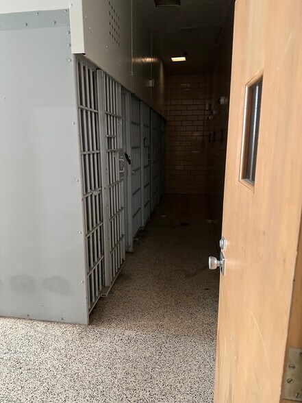 More Photos Of 29 Church St, Leominster Police Fire Station For Sale