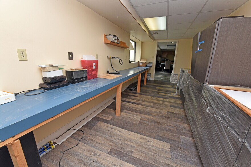 More Photos Of 10 Deer Crossing Trl, Blairsville Office For Lease