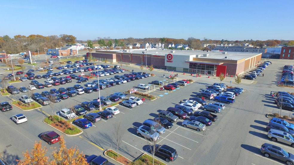 More Photos Of 199-215 Plain St, Lowell Freestanding For Lease