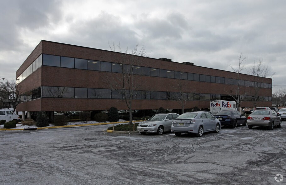 More Photos Of 25 E Spring Valley Ave, Maywood Office For Lease