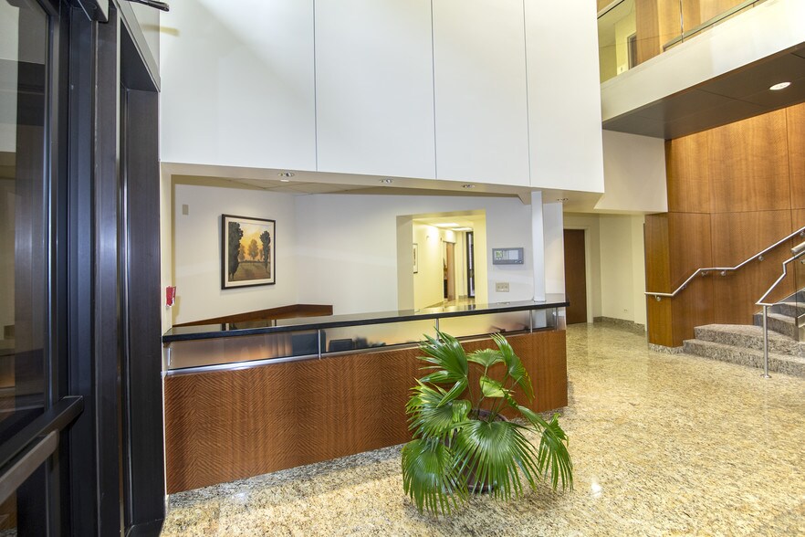 More Photos Of 6260 Lookout Rd, Boulder Office For Lease