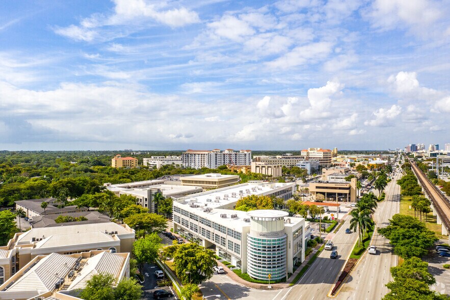 More Photos Of 1430 S Dixie Hwy, Coral Gables Office For Lease