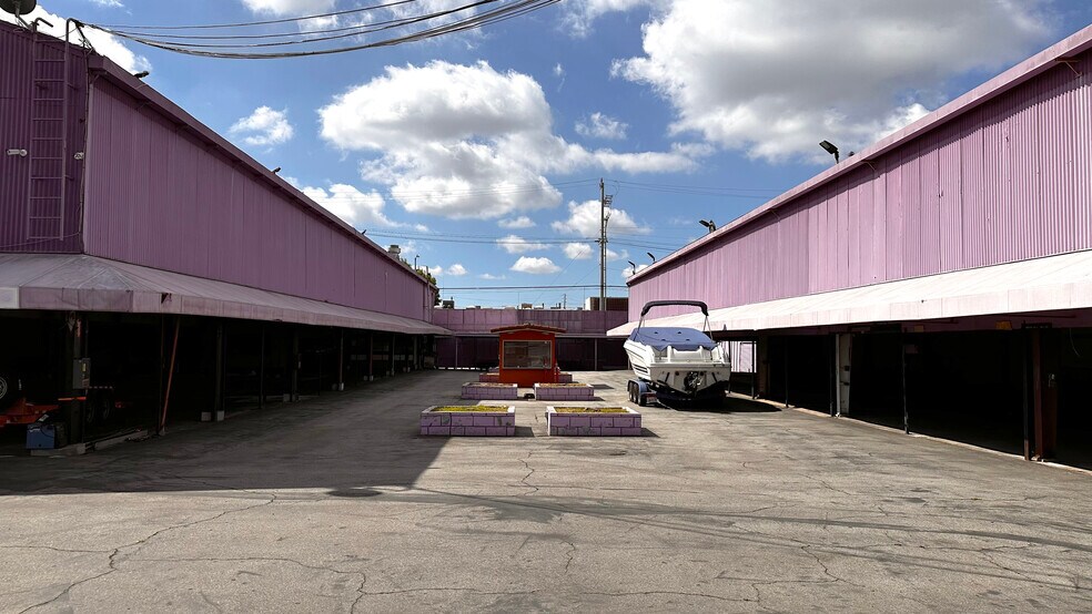 More Photos Of , Los Angeles Unknown For Sale