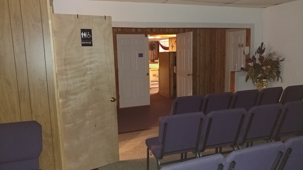 More Photos Of 3900 US Highway 29, Greensboro Showroom For Sale