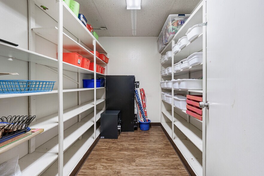 More Photos Of 4460 SW Lee Blvd, Lawton Daycare Center For Lease