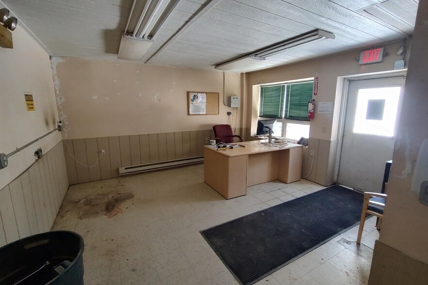 More Photos Of 6946 County Road 392, Newberry Warehouse For Sale