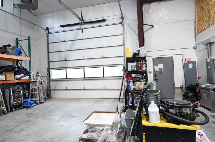 More Photos Of 2 N 580 W, Blackfoot Light Manufacturing For Lease