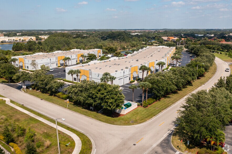 More Photos Of 12940 Express Ct, Fort Myers Warehouse For Lease