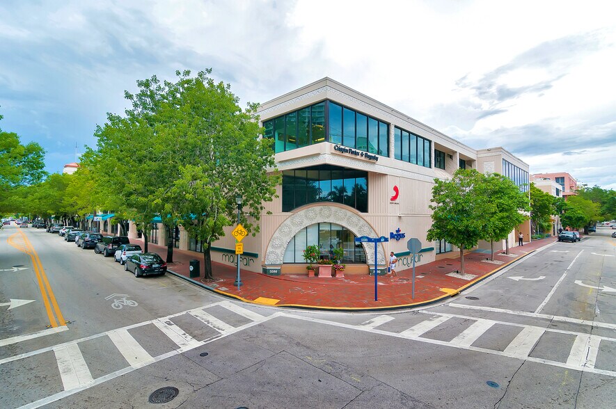 Primary Photo Of 2911 Grand Ave, Coconut Grove Office For Lease
