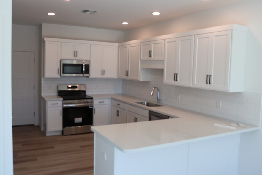 More Photos Of , Phoenix Multifamily For Sale