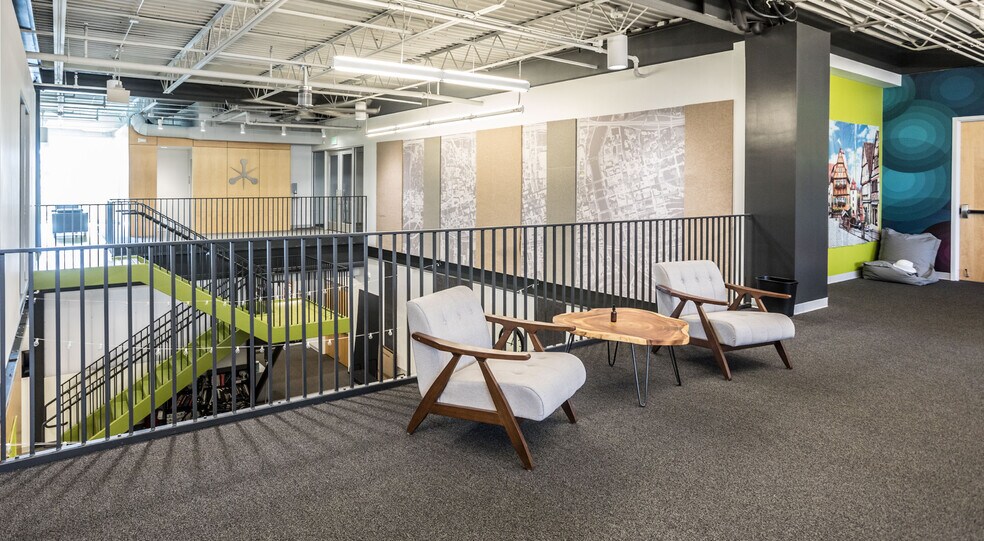 More Photos Of 615 3rd St, Des Moines Office For Sale