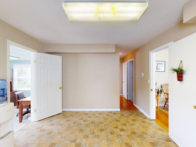 More Photos Of 1213 W 38th St, Erie Office Residential For Sale