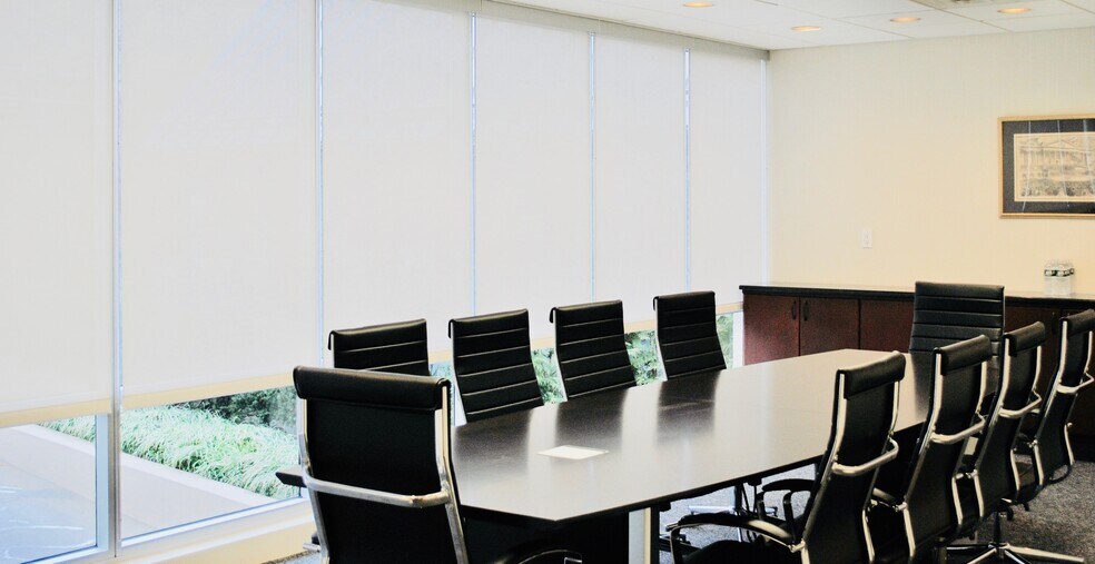 More Photos Of 60 Arch St, Greenwich Loft Creative Space For Lease