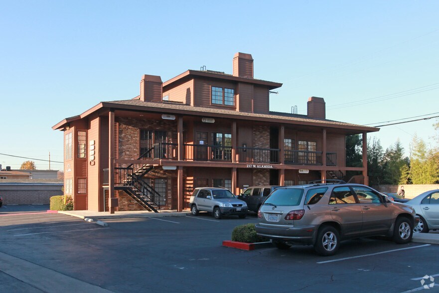 Primary Photo Of 217 W Alameda Ave, Burbank Office For Lease