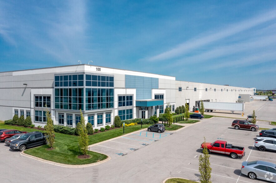 More Photos Of 100 Logistics Ave, Jeffersonville Distribution For Lease