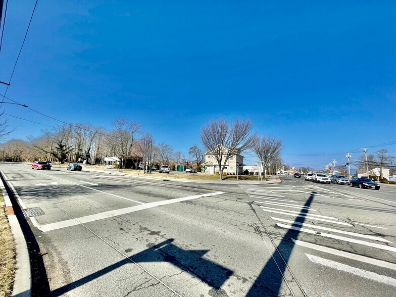 More Photos Of 590 Patchogue Rd, Port Jefferson Station Office For Sale
