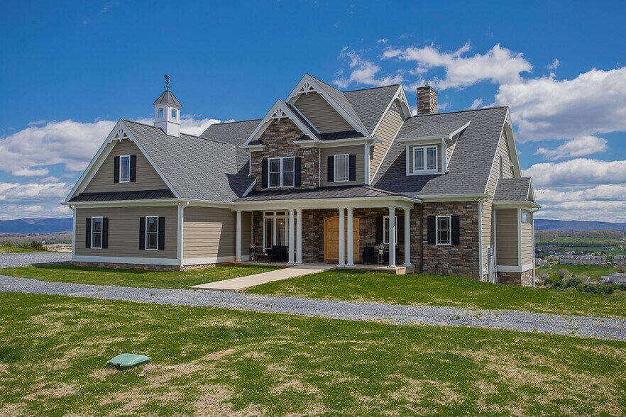 More Photos Of 243 Barrenridge rd, Staunton Specialty For Sale