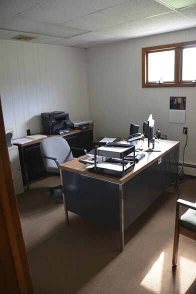 More Photos Of 63 Railroad Ave, Wallkill Warehouse For Lease