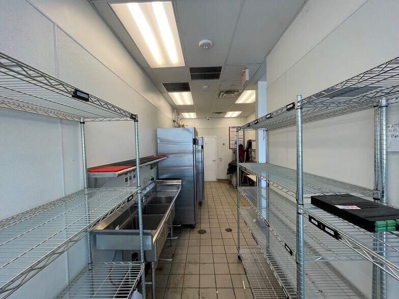 More Photos Of 1205-1221 E Apache Blvd, Tempe Apartments For Lease