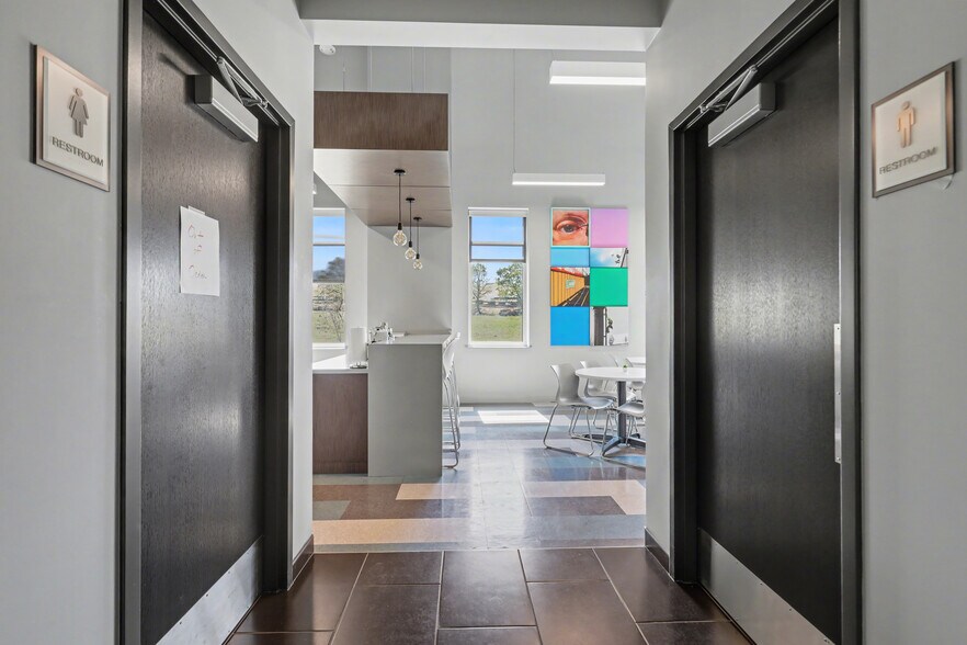 More Photos Of 241 Collins Industrial Blvd, Athens Light Distribution For Sale