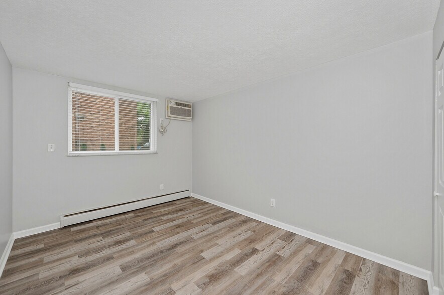More Photos Of 2301 Salvador St, Cincinnati Apartments For Sale