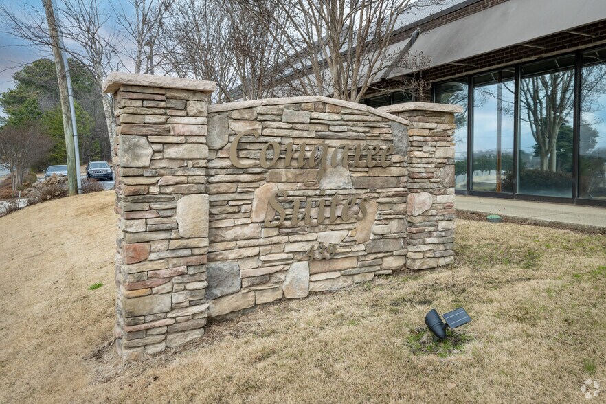 More Photos Of 439 Congaree Rd, Greenville Office For Lease