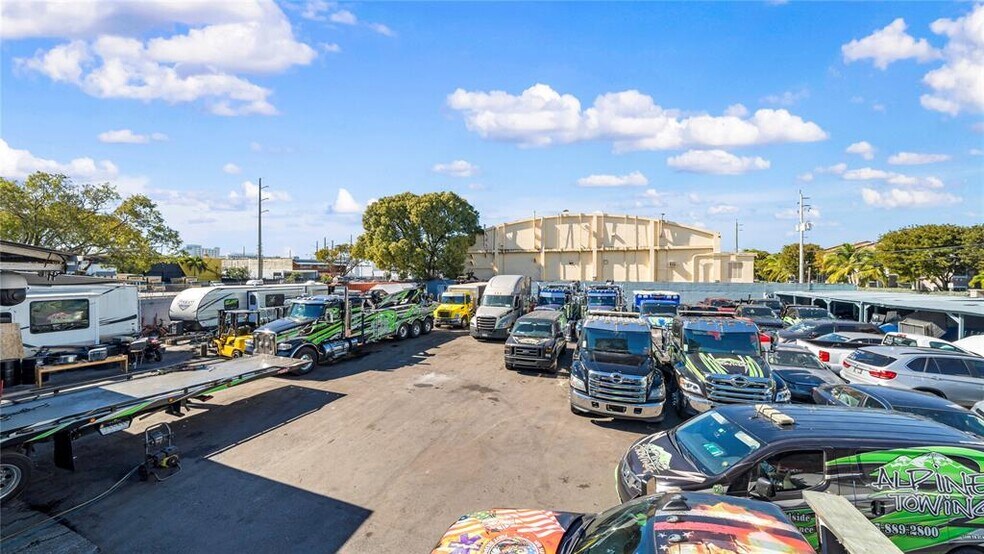 More Photos Of 2230 NW 8th Ave, Miami Auto Repair For Sale
