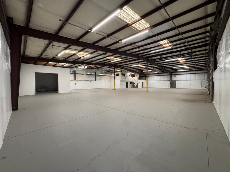 More Photos Of 1645-1711 E Jackson St, Phoenix Warehouse For Sale