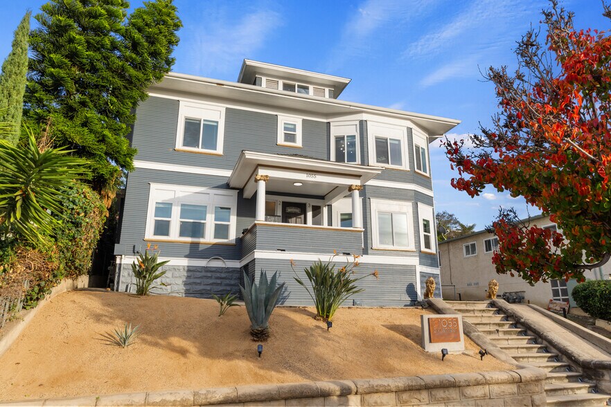 More Photos Of 1055 21st Street, San Diego Apartments For Sale