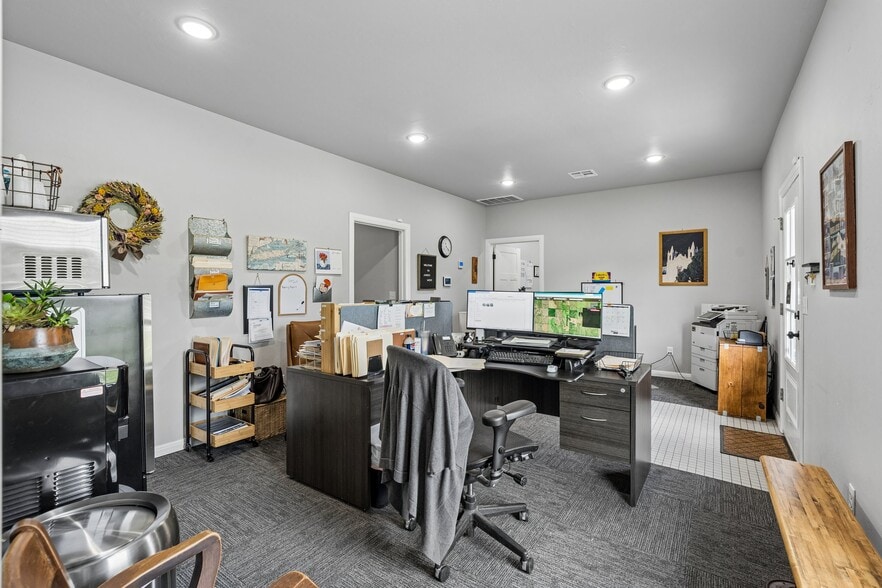 More Photos Of 11514-11529 Cottage Ln, Jones Apartments For Sale