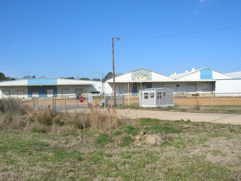 More Photos Of 100 Tubb Ave, West Point Manufacturing For Sale