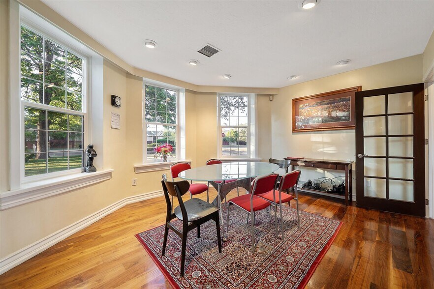 More Photos Of 1106 E 4500 S, Millcreek Office Residential For Sale