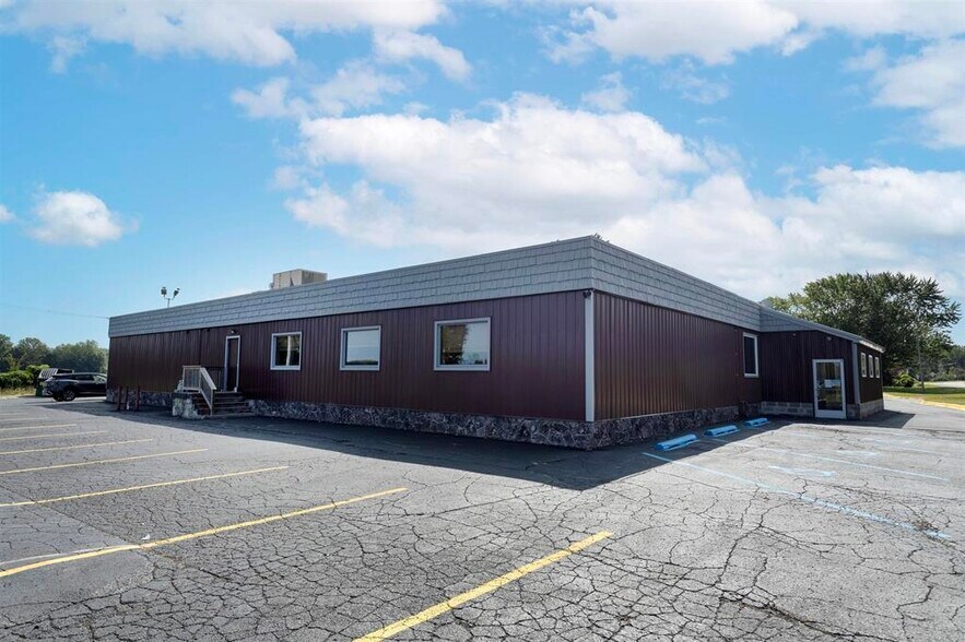 More Photos Of 12201 Albee Rd, Burt Restaurant For Sale