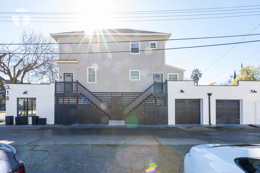 More Photos Of 318 12th St, Sacramento Storefront For Sale