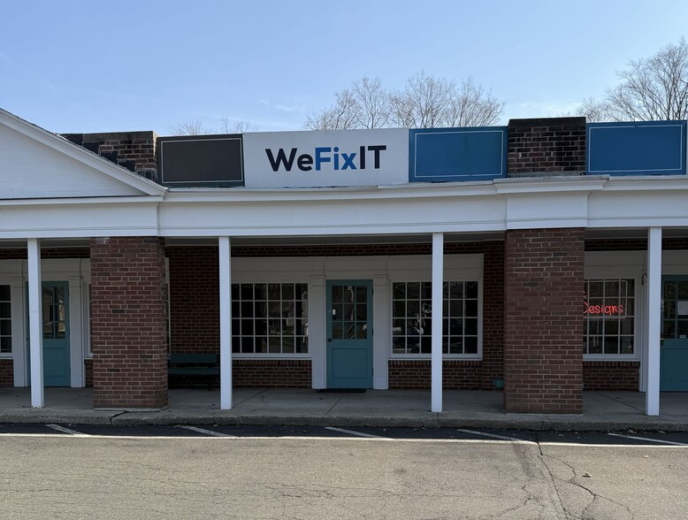 More Photos Of 1715 Foxon Rd, North Branford Unknown For Lease