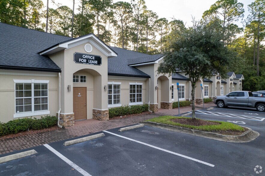 More Photos Of 10365 Hood Rd, Jacksonville Medical For Lease