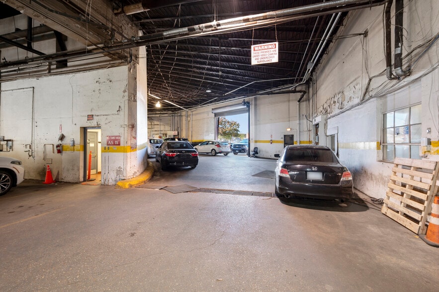 More Photos Of 1905 Brentwood Rd NE, Washington Warehouse For Lease