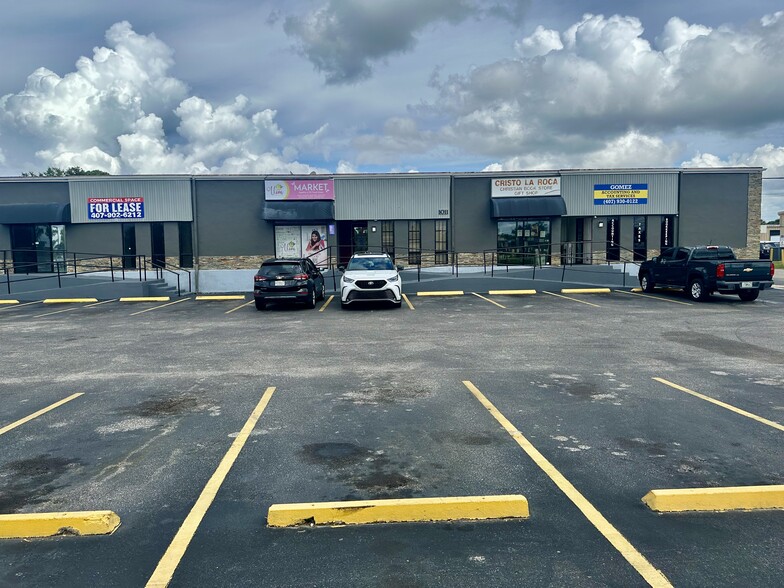 Primary Photo Of 1011 W Lancaster Rd, Orlando Storefront Retail Office For Sale