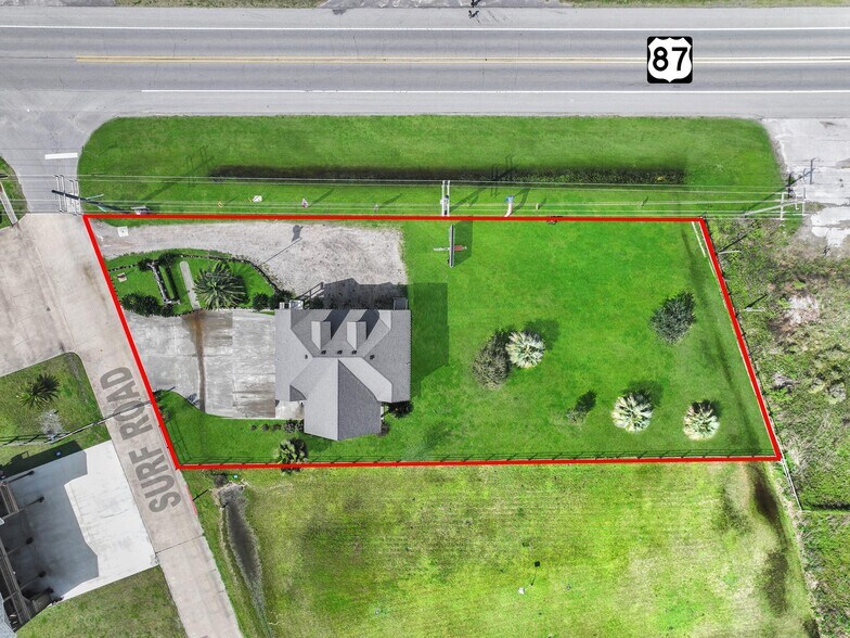 More Photos Of 970 Surfside, Crystal Beach General Retail For Sale