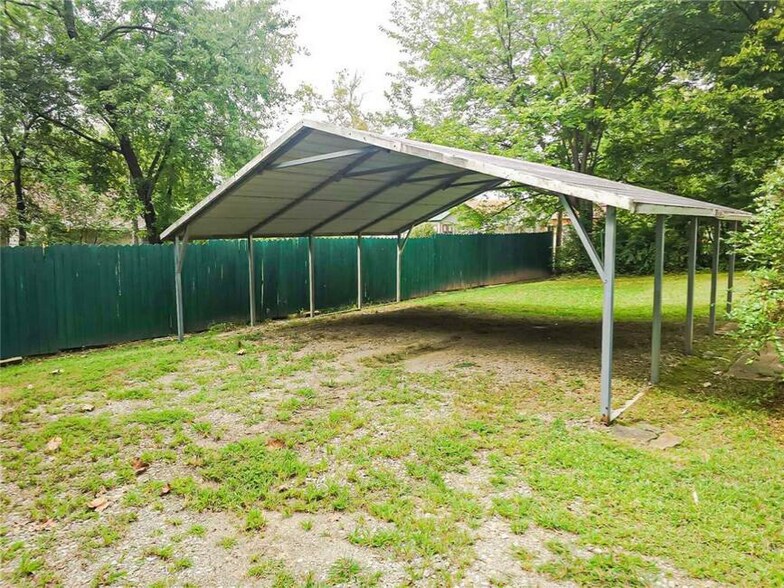 More Photos Of 1301 W Main St, Clarksville Office For Sale