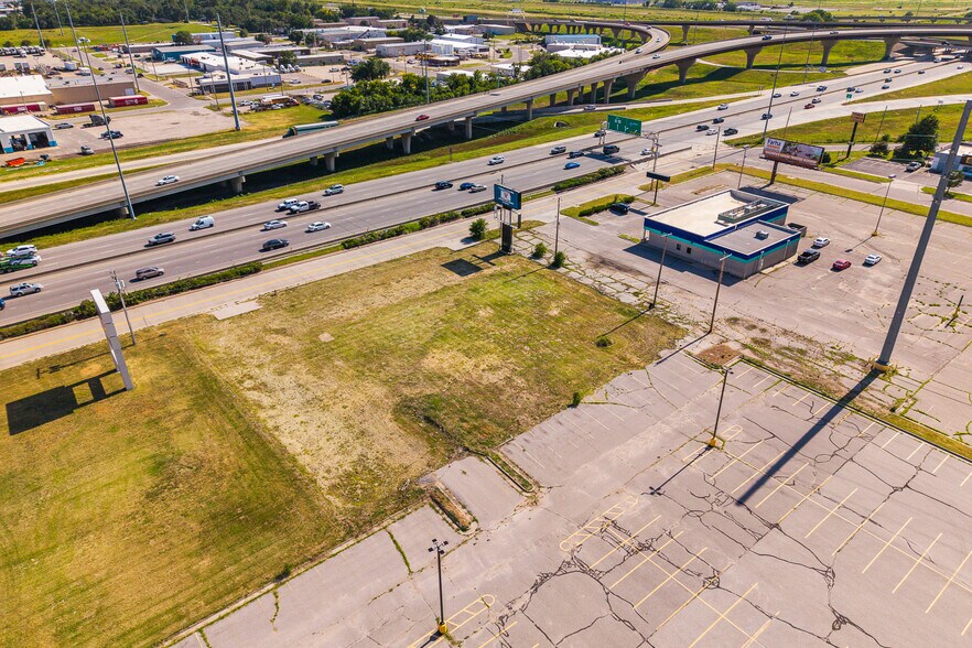 More Photos Of 4702 W Kellogg Dr, Wichita Land For Sale
