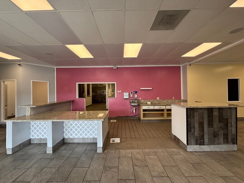 More Photos Of 3272 Sonoma Blvd, Vallejo Office For Lease