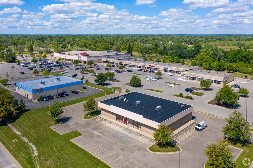 More Photos Of 31200 Michigan Ave, Westland Freestanding For Lease